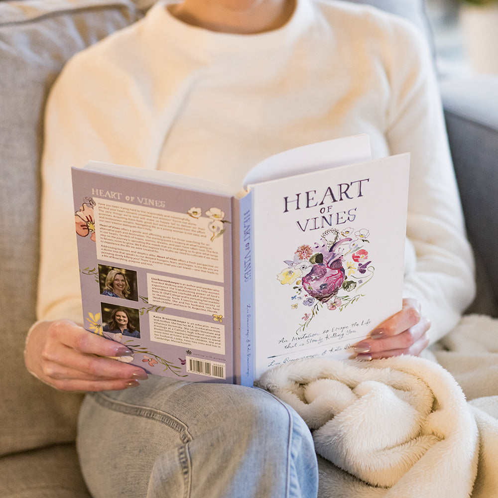 Heart of Vines: A Book for Young Women in Their 20s – Walking with